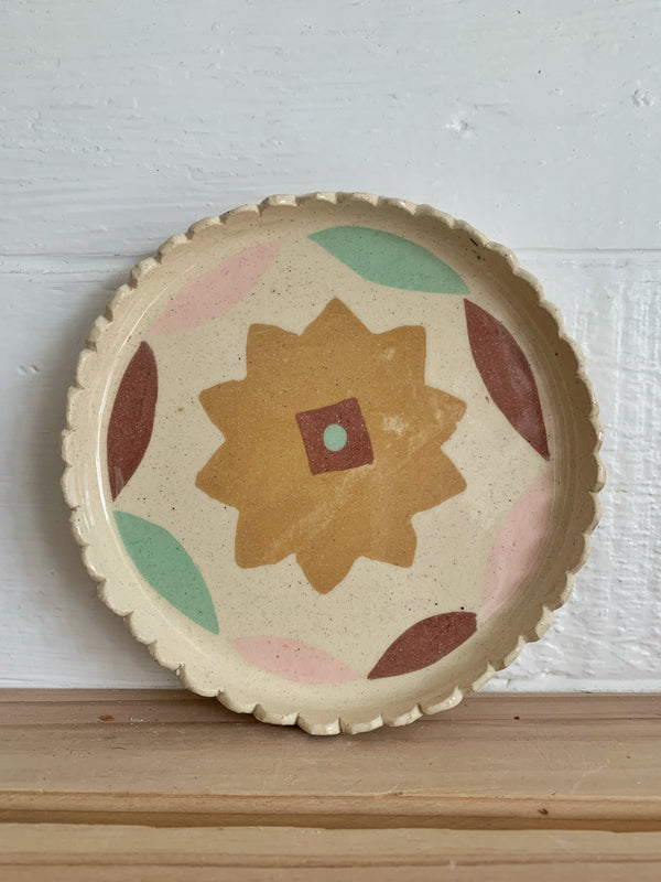 Ochre Flower dish 5.75”